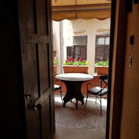 So Far So Good Gallini Apartament