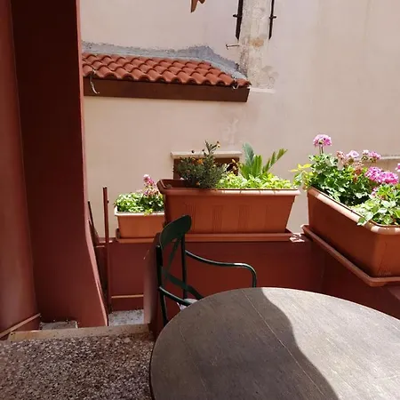 Apartment So Far So Good Gallini
